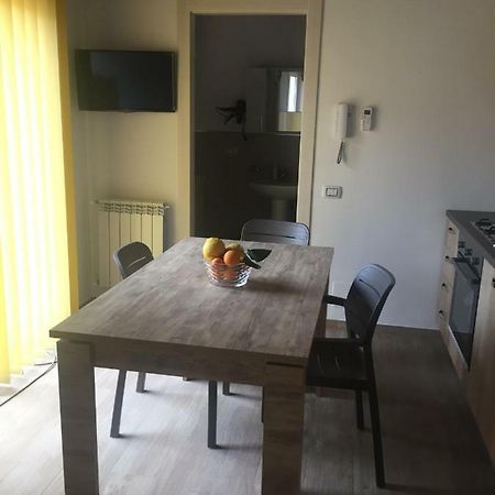 Casa Vacanze La Pergola@ Villa Terrasini Eksteriør bilde